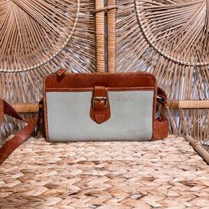 Liz Clairborne Leather Co Purse